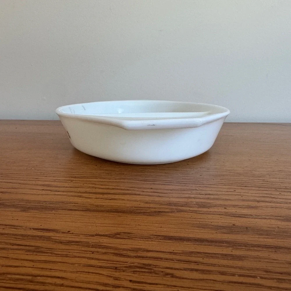 Pyrex quart divided